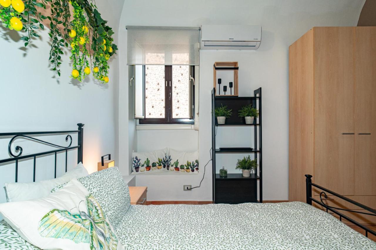 Castle Living Apartment Catania Exterior photo